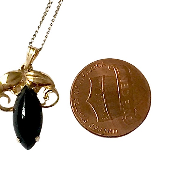 Vintage 1940s 12k Gold Filled onyx necklace - Picture 3 of 4